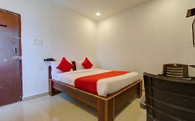 Oyo 11670 Hotel Vishnu Priya Residency